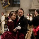 robert-downey-jr-noomi-rapace-sherlock-holmes-2-a-game-of-shadows
